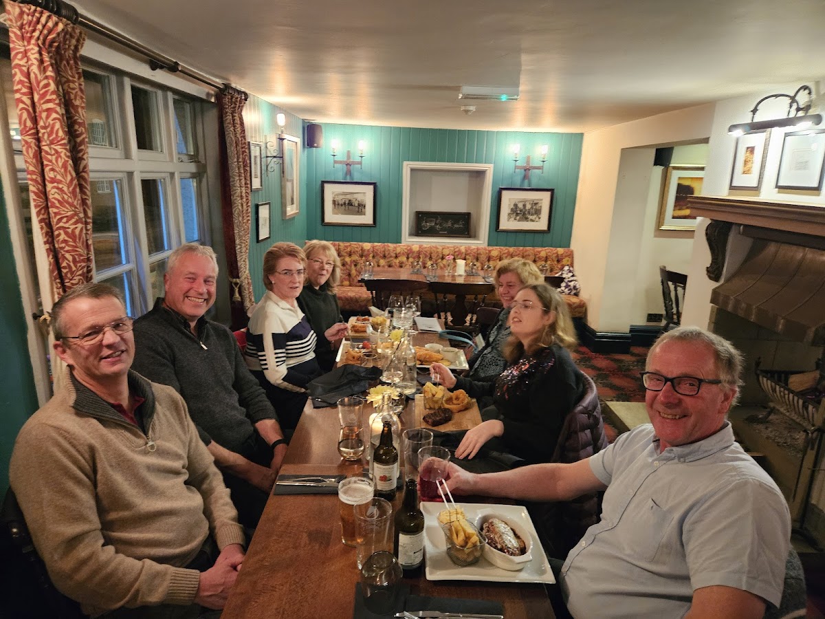 Coach & Horses